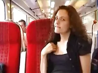 Nézd meg a videót pornó cum ribanc carmen szopja a nagy faszt a mosodai nap jó minőségű, kategória alatt HD pornó. szexfilmek ingyen